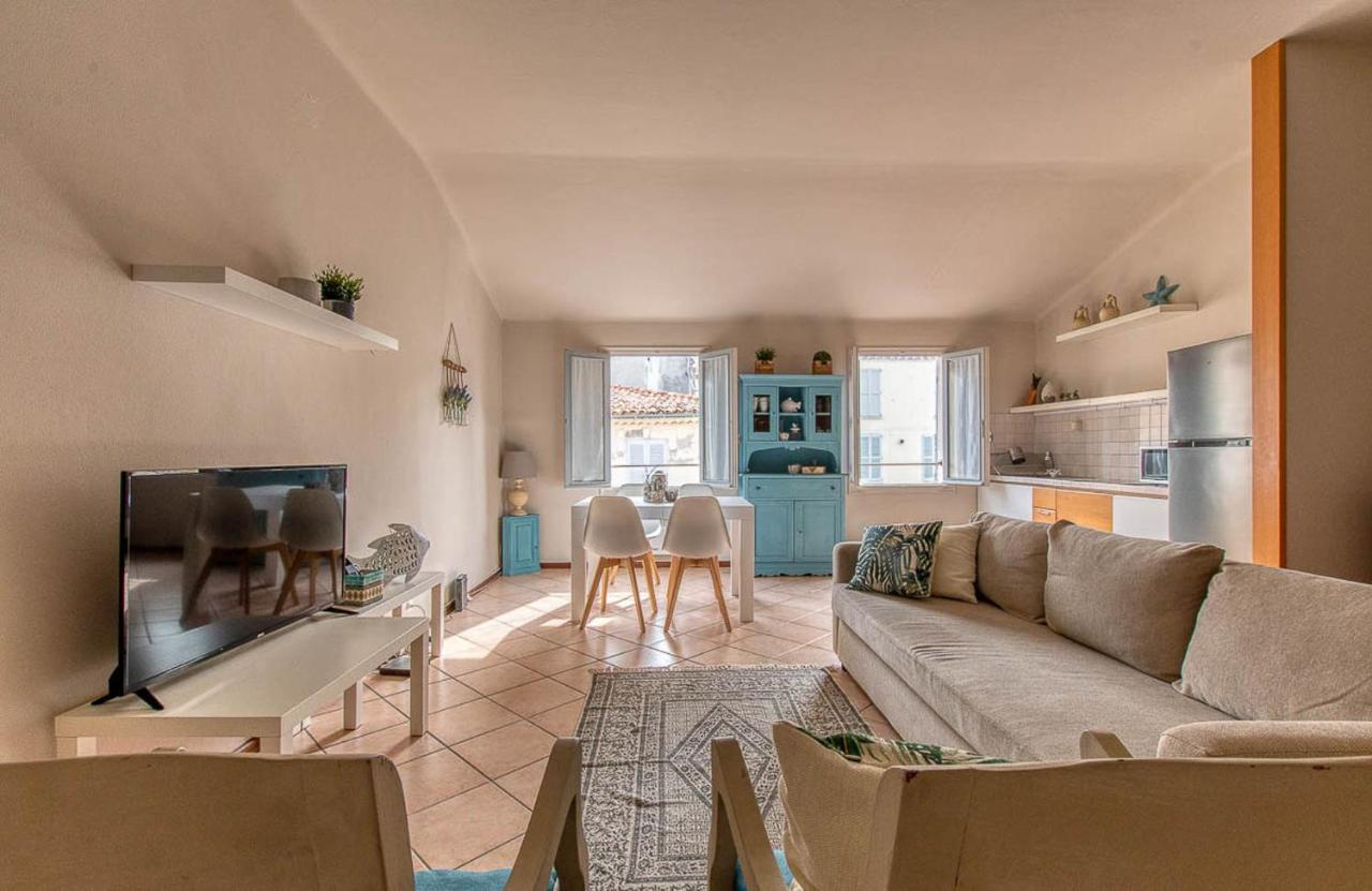 Superbe Appartement Dans Le Coeur De La Ville Antibes Buitenkant foto