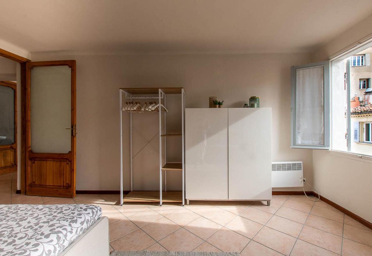 Superbe Appartement Dans Le Coeur De La Ville Antibes Buitenkant foto